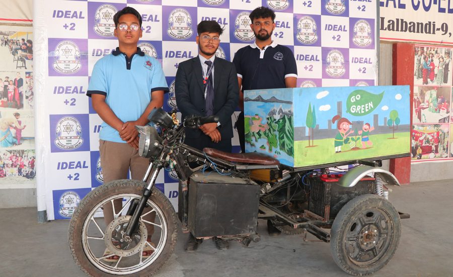 लालबन्दीका तीन छात्र मिलेर बनाए विद्युतीय ट्रयाक्टर
