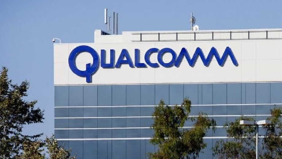 क्वालकमले आफ्नो फ्ल्यागशिप चिपलाई आर्म होल्डिङ्सको नयाँ पुस्ताको कम्प्युटिङ आर्किटेक्चरमा सार्यो