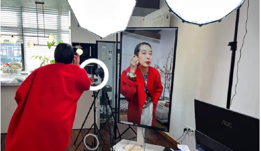 चीनको “इन्स्टाग्राम” जस्तो सामाजिक सञ्जाल शियाओहोङ्शु ई-कमर्स क्षेत्रमा प्रगति गर्दै