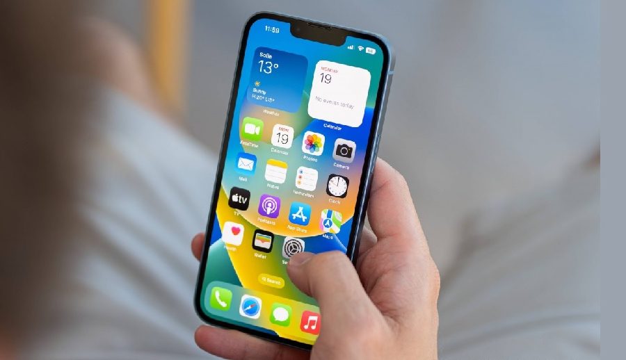 नयाँ आईप्याड र आईफोन एसई आगामी अप्रिलभित्र आउनेः विश्लेषक गुर्मन