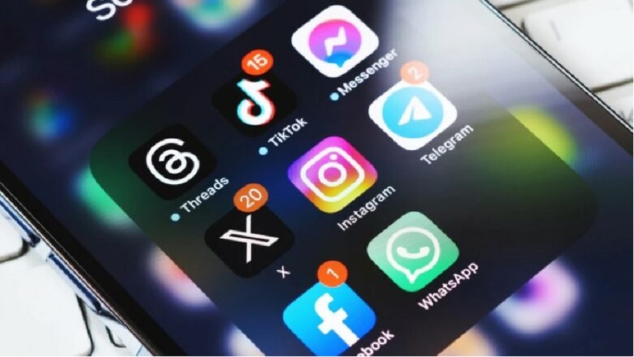 यी हुन् फोनको ब्याट्री सबैभन्दा धेरै खपत गर्ने एप्स