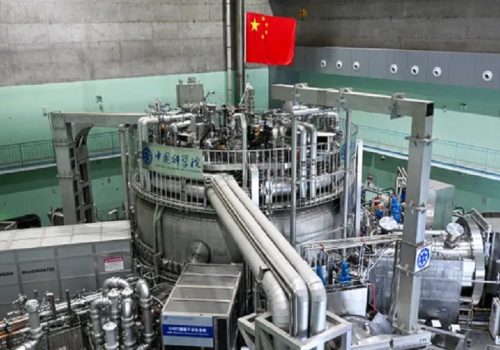 चीनको “कृत्रिम सूर्य” रियाक्टरद्वारा नयाँ कीर्तिमान, असीमित स्वच्छ ऊर्जा तर्फको अर्को पाइला