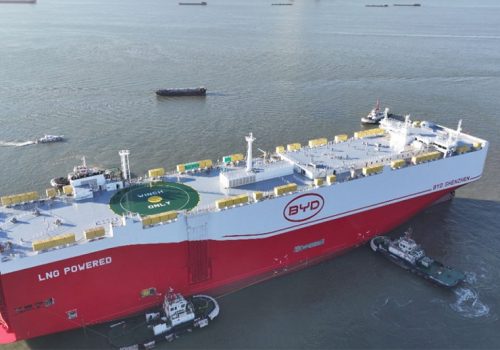 बीवाईडीले सार्वजनिक गर्यो ९,२०० वटा गाडी बोक्न सक्ने संसारकै ठूलो कार क्यारियर “बीवाईडी शेन्जेन“