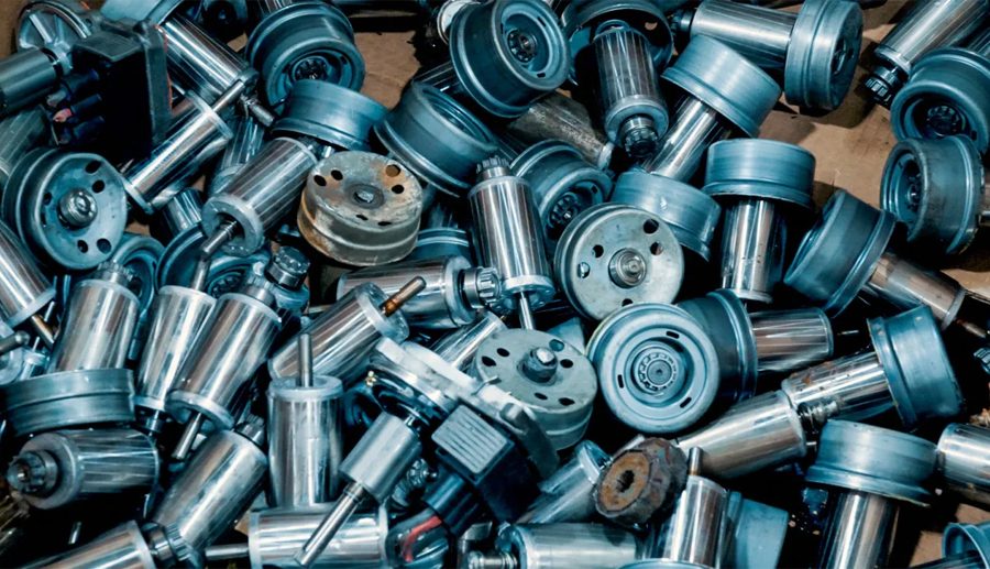 जगुआर ल्याण्ड रोभरले दुर्लभ पृथ्वी चुम्बकहरूको पुनर्चक्रणमा २० लाख डलर लगानी गर्यो