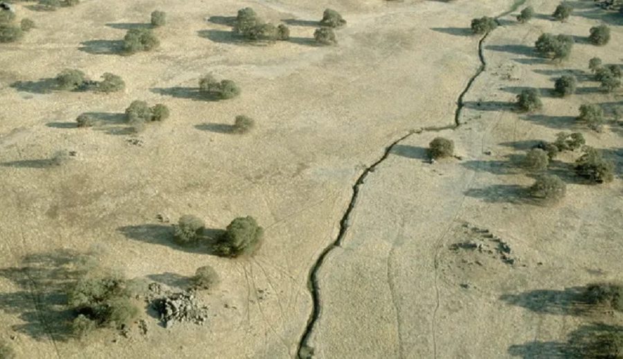 के सौर्यमण्डलभरिमा ‘टेक्टोनिक प्लेट’ भएको एउटै ग्रह पृथ्वीमात्र  हो? थाहा पाउनुस् तथ्य