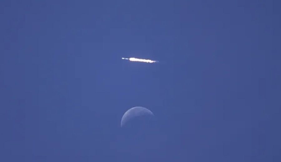 चन्द्रमामा व्यस्त वर्षको सुरुवात: यसै हप्ता दुई निजी चन्द्र ल्यान्डर प्रक्षेपण हुने तयारीमा