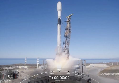 स्पेसएक्सद्वारा पछिल्लो राइडशेयर मिशनमार्फत् १३० भन्दा बढी स्याटेलाइट प्रक्षेपण