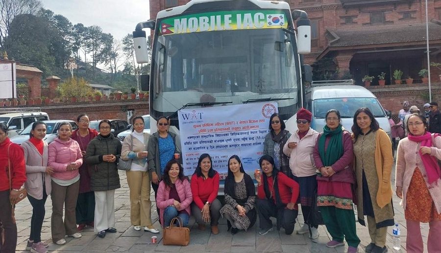 भक्तपुरका सामुदायिक विद्यालयका शिक्षिकाहरुलाई ५ दिने आधारभूत कम्प्युटर साक्षरता तालिम