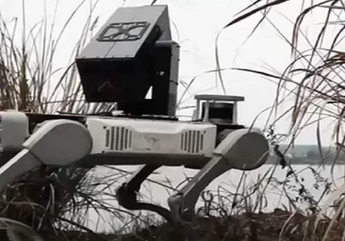 चीनद्वारा ‘छोटो दायराको हवाई रक्षा प्रणाली’ जडित रोबोटिक डग परिचालन