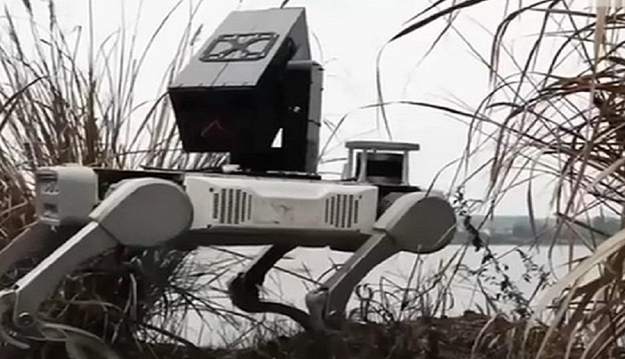 चीनद्वारा ‘छोटो दायराको हवाई रक्षा प्रणाली’ जडित रोबोटिक डग परिचालन