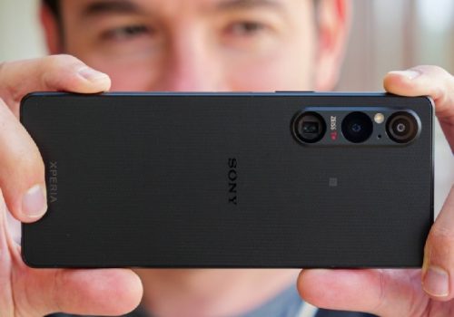 सोनी एक्सपेरिया ५ भीले प्राप्त गर्यो एन्ड्रोइड १५ अपडेट