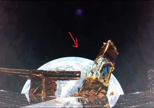 “ब्लू गोस्ट” ल्याण्डरले पृथ्वीको कक्षबाट यसरी खिच्यो चन्द्रग्रहणका मनमोहक तस्बिर