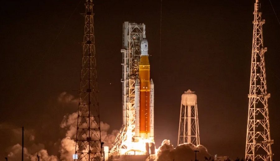 आर्टेमिसका लागि तयार हुँदै गरेको रकेटमा कार्यरत २ सय कामदारलाई किन बर्खास्त गर्दैछ बोइङ?