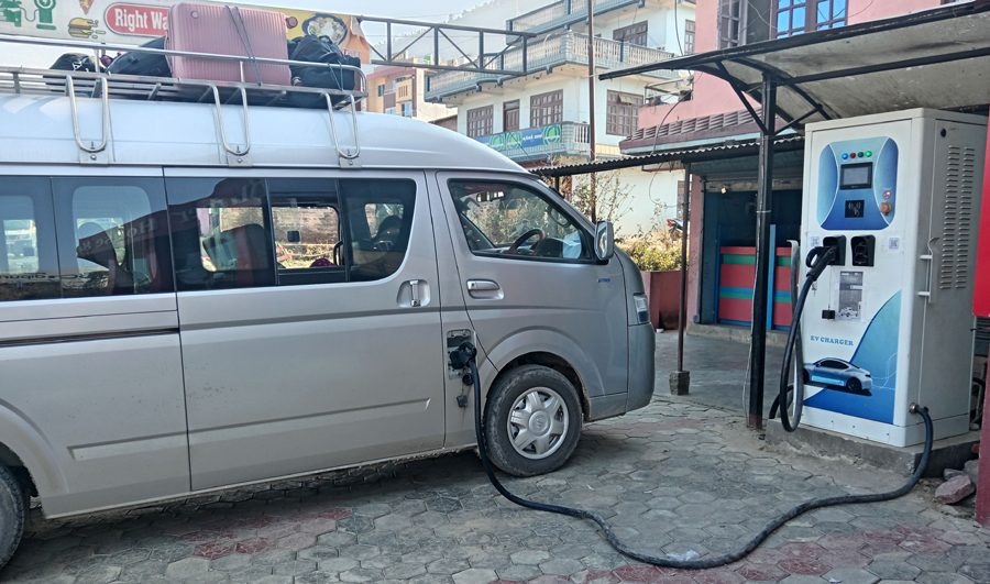 प्युठान जिल्लामा विद्युतीय सवारीतर्फ आकर्षण