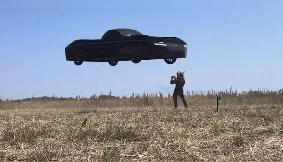 अब आइपुग्यो उड्ने कार, करिब चार करोड रुपैयाँ मूल्य, सडकमा दौडिन र आकाशमा उड्न पनि सक्ने