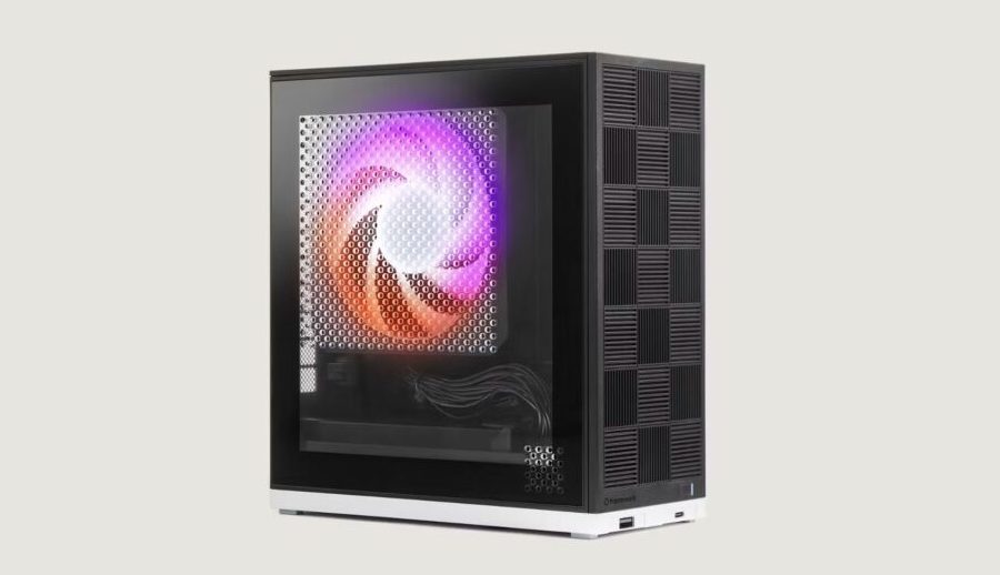 फ्रेमवर्क कम्प्युटरले प्रस्तुत गर्यो सानो “गेमिङ” पीसी