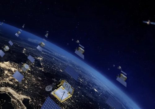 यूटेलस्याट उपभोक्ता ब्रोडब्यान्डबाट टाढिँदै, स्टारलिंकको लिओ नेटवर्कसँग प्रतिस्पर्धा गर्दै