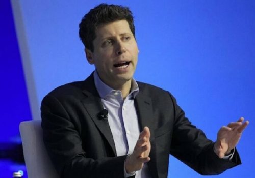 एआई प्रविधिहरूले पिउने पानीको दुरुपयोग गरेको आरोपबारे साम अल्टम्यानको प्रतिक्रिया