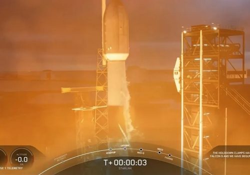 स्पेसएक्सको स्टारलिंक मिशनद्वारा पहिलोपटक बहामासमा रकेट बूस्टर अवतरण