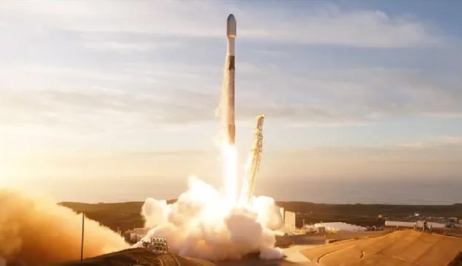 स्पेसएक्सद्वारा क्यालिफोर्नियाबाट अर्को समूहका २२ ओटा स्टारलिंक  इन्टरनेट स्याटेलाइट प्रक्षेपण