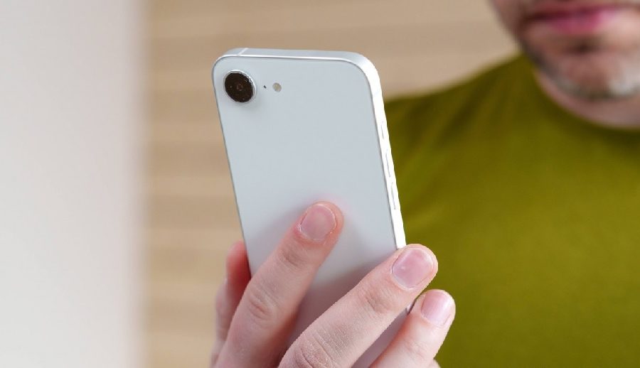 एप्पलको आईफोन १६ई को बिक्री राम्रो भएको प्रारम्भिक तथ्याङ्कको खुलासा