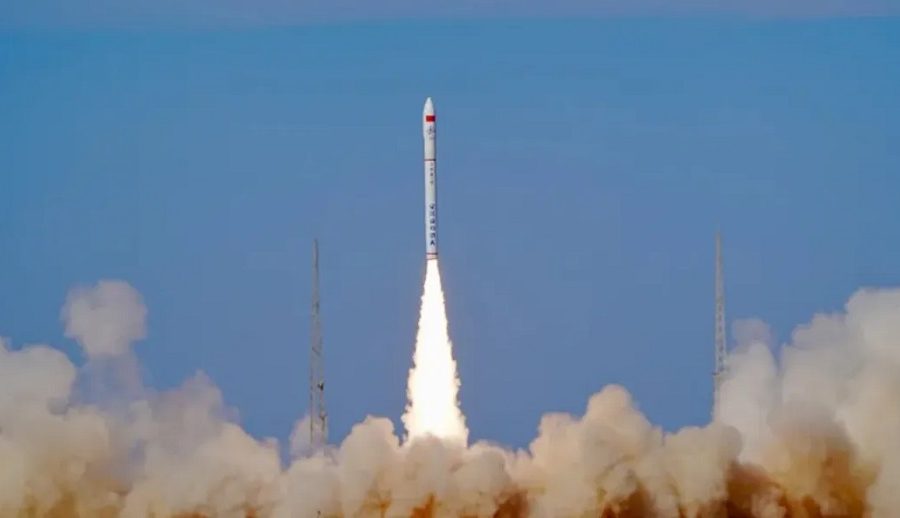 चिनियाँ कम्पनी ग्यालेक्टिक इनर्जीद्वारा आठ स्याटेलाइट प्रक्षेपण