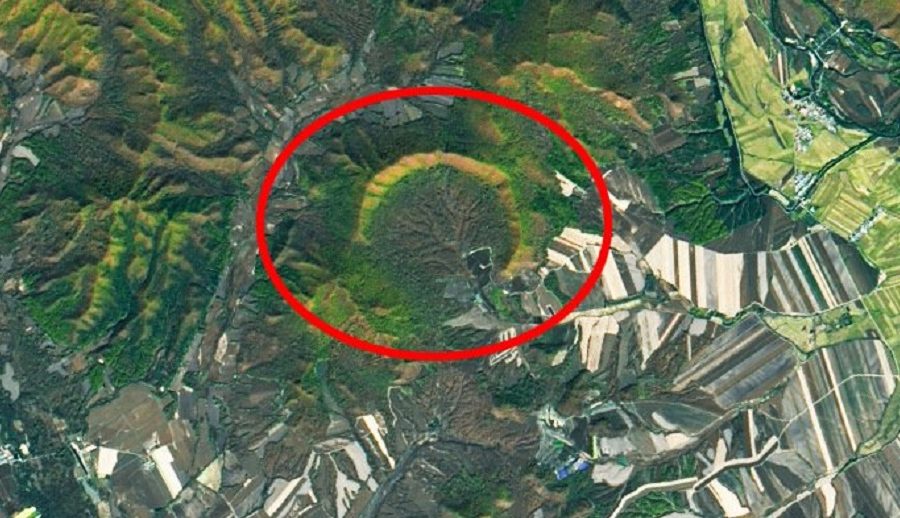 अस्ट्रेलियाली वैज्ञानिकहरूले पत्ता लगाए विश्वको सबैभन्दा पुरानो उल्का क्रेटर