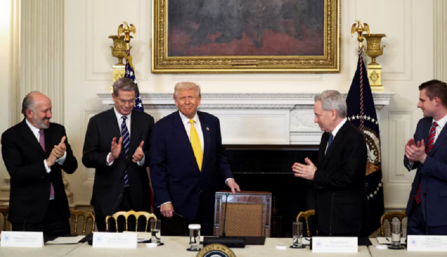 अमेरिकी राष्ट्रपति ट्रम्पको कार्यालयमा क्रिप्टो क्षेत्रका अग्रणी व्यक्तिहरूको भेटघाट