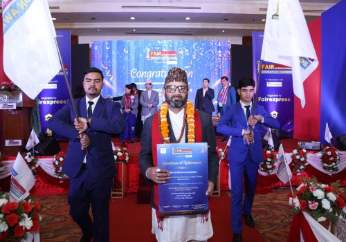 लर्ड बुद्ध एजुकेशन फाउण्डेशनलाई पायोनियर इन्टरनेशनल डिग्री कलेज विधामा पुरस्कार