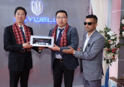 जी मोटर्सद्वारा स्काईवेलको फ्ल्यागशिप सोरुम उद्घाटन र बीई११ प्रिमियम एसयूभी सार्वजनिक