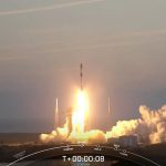 स्पेसएक्सले तेह्र घण्टाभित्र ३ ओटा रकेट प्रक्षेपण गर्दै अन्तरिक्षमा पठायो २३ ओटा स्टारलिंक स्याटेलाइट