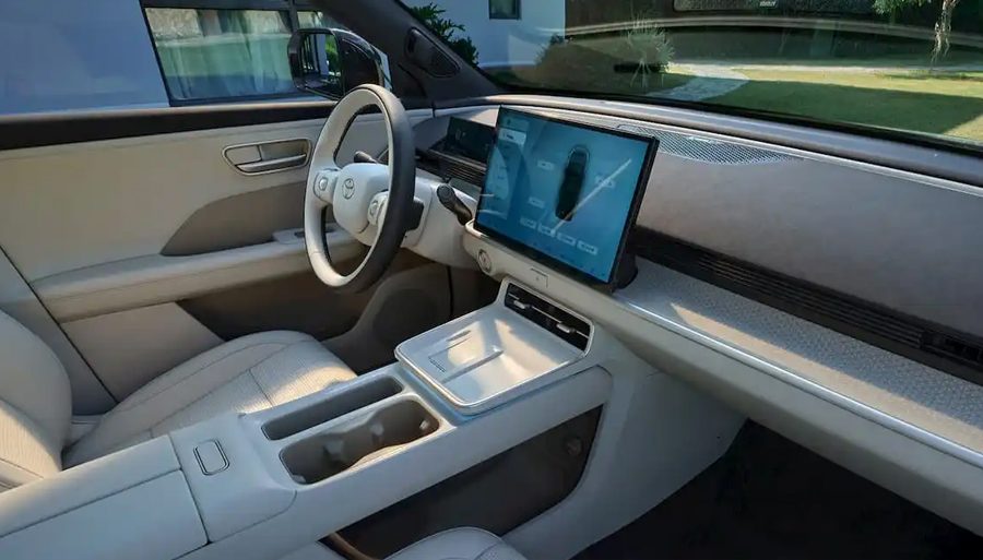 ट्रम्पले आयात कर लगाए उत्पादन कटौती गर्ने जापानी शीर्ष कार निर्माताहरुको चेतावनी