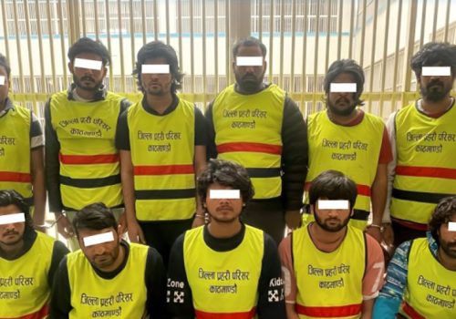 अनलाइन जुवा खेलाएको आरोपमा ११ जना भारतीय नागरिक पक्राऊ