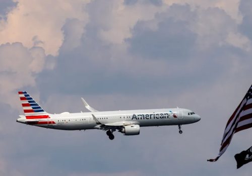 अमेरिकन एयरलाइन्सले अर्को वर्षदेखि उडानमा निःशुल्क वाई–फाई प्रदान गर्ने