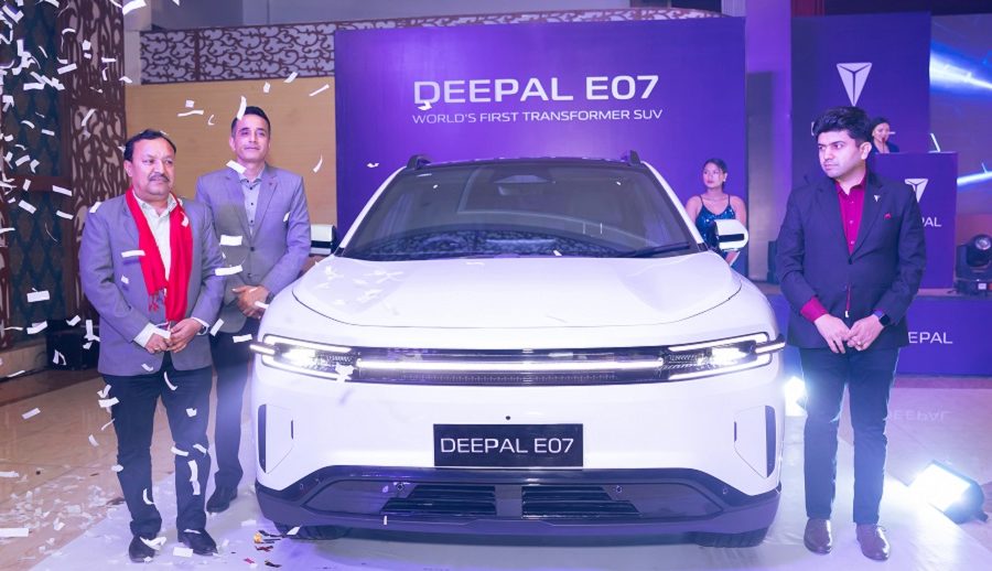 दिपलको नयाँ सोरुम चितवनमा