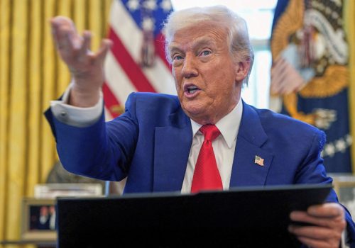 नेटफ्लिक्स र वार्नर ब्रदर्सबीचको सम्झौतको समीक्षामा संलग्न हुने राष्ट्रपति ट्रम्पको संकेत