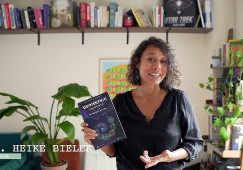 विश्व विख्यात वैज्ञानिक तथा विचारकहरू भौतिकशास्त्रलाई पुनः लेख्ने सम्भावनासहितको नयाँ सोच बुझ्न नेपाल आइपुगे