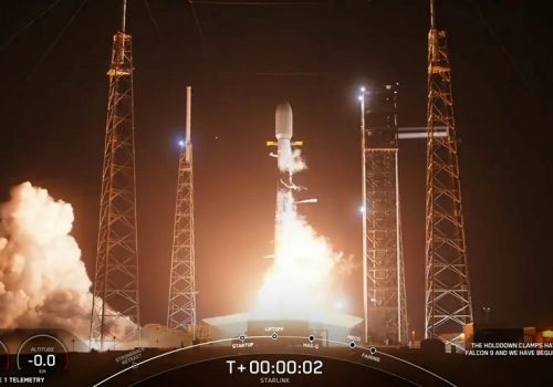 स्पेसएक्सद्वारा कीर्तिमानी २५० औं स्टारलिंक मिशन प्रक्षेपण