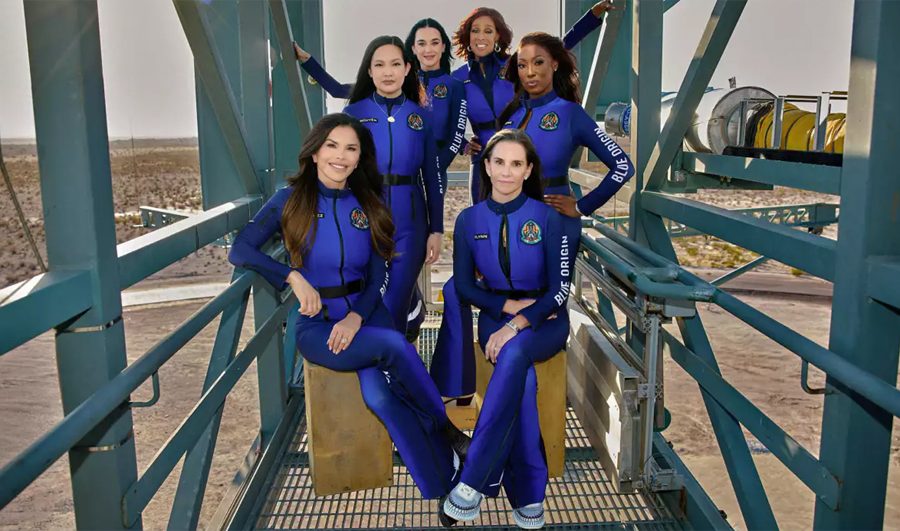 केटी पेरी महिला उडानमा अन्तरिक्षमा उडान भर्न तयार