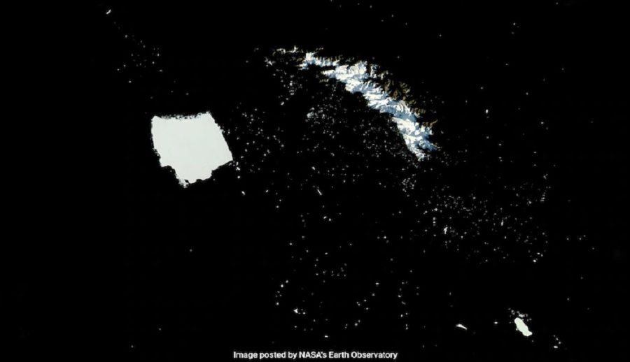 नासाको भूउपग्रहले विश्वको सबैभन्दा ठूलो आईसबर्ग हजारौं टुक्रामा टुक्रिएको देखायो