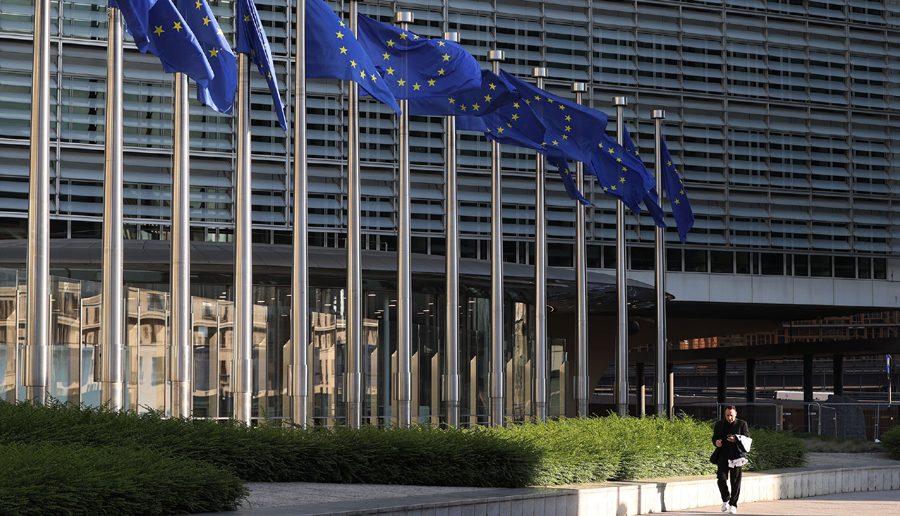 युरोपेली संघको प्रविधि शुल्क विरुद्ध मेटा र टिकटकको जित