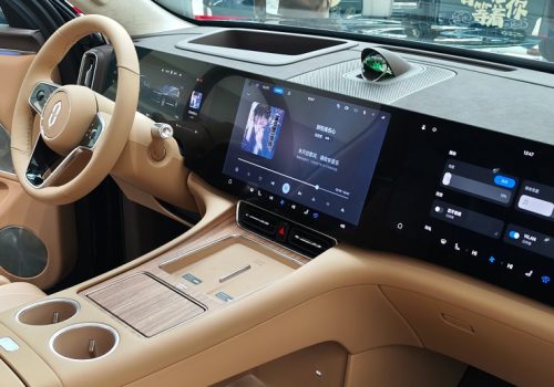 चीनमा ह्वावेको आइटो एम८ लार्ज क्रसओभरको व्यापक चर्चा, सार्वजनिक हुनुअघि नै १ लाख अर्डर