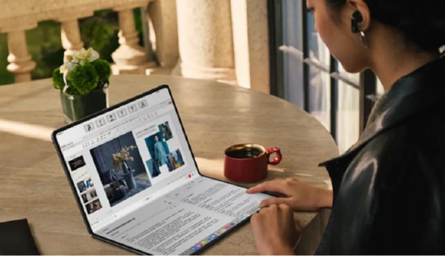 ह्वावेले सुपर–थिन मेटबुक फोल्ड ल्यापटप ल्यायो