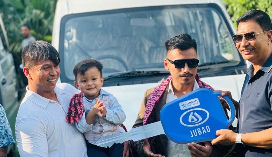 आर्क्स ग्रुपद्वारा स्वयम्भू हारती टुर्सलाई १८ वटा जुबाओ भ्यान डेलिभरी