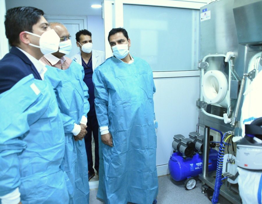 स्वास्थ्य मन्त्री पौडेलद्वारा महामारीमा उपयोग गरिने उच्च प्रविधियुक्त प्रयोगशाला उद्घाटन