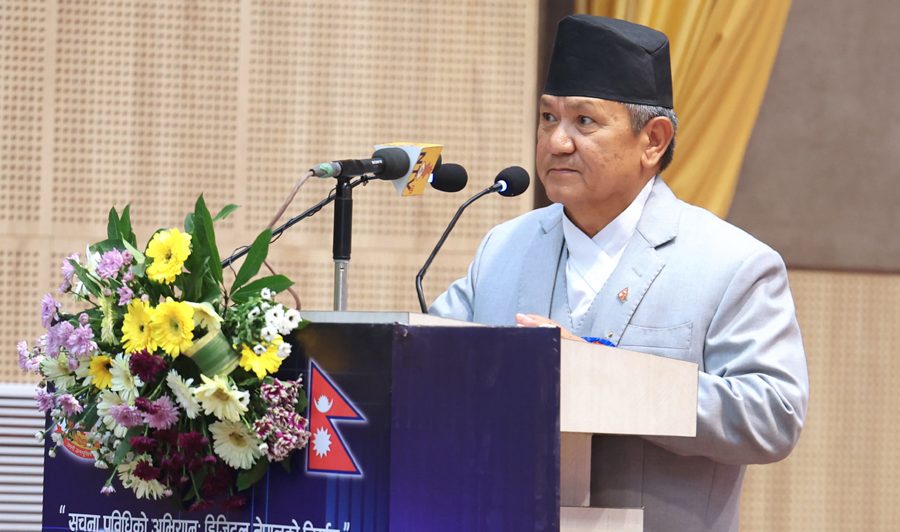 ‘सूचना प्रविधिका लागि पूर्वाधार अभाव’ -सञ्चारमन्त्री गुरुङ