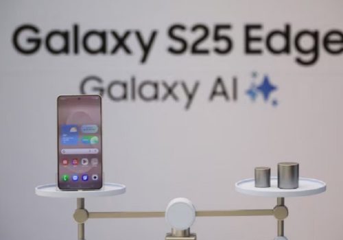 सामसङद्वारा हालसम्मकै सबैभन्दा पातलो फ्ल्यागशिप स्मार्टफोन मोडल सार्वजनिक, प्रतिस्पर्धा सोझै एप्पलसँग