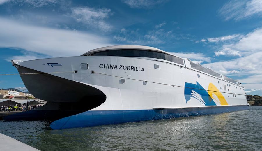 अष्ट्रेलियाको कम्पनीले बनायो ब्याट्रीबाट चल्ने पानीजहाज, ब्याट्रीको तौल मात्रै २५० टनभन्दा बढी