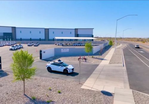 वेमोले एरिजोनाको नयाँ फ्याक्ट्रीबाट शुरु गर्यो रोबोट्याक्सी उत्पादन