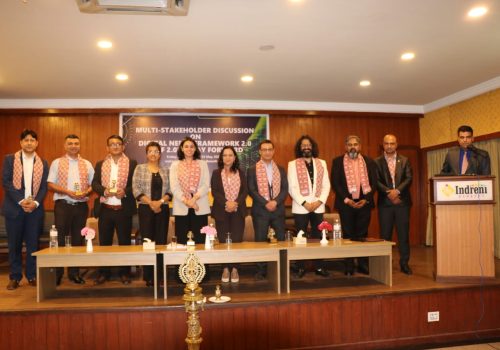 मन्त्रालयकै कर्मचारीहरुबाट सहयोग नपाएको सञ्चार मन्त्री गुरुङको गुनासो